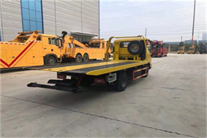 拜泉非事故拖车